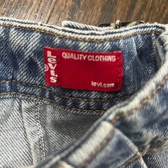 Levis Jeans Womens 12 Blue Buckle Back Cropped High Rise Denim 32x24 Y2K Batwing - Picture 3 of 9